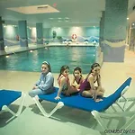 Ar Roca Esmeralda & Otel 3*