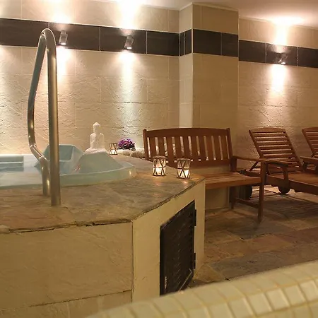 Ar Roca Esmeralda & Hotel 3*