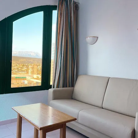 ホテル Ar Roca Esmeralda & カルプ