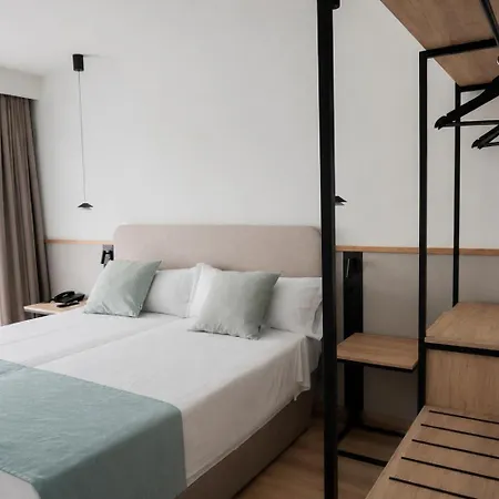 Ar Roca Esmeralda & Hotel 4*