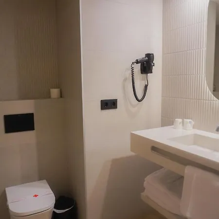 Ar Roca Esmeralda & Hotel