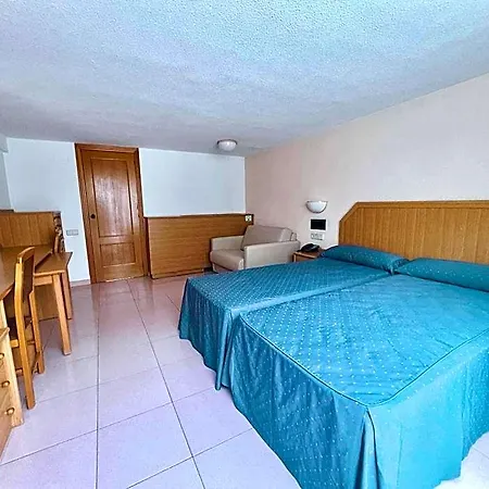 Ar Roca Esmeralda & Hotel