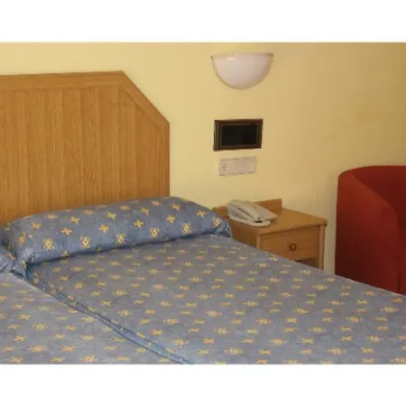 ホテル Ar Roca Esmeralda & 3*