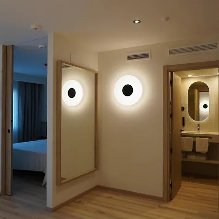 Ar Roca Esmeralda & Hotel