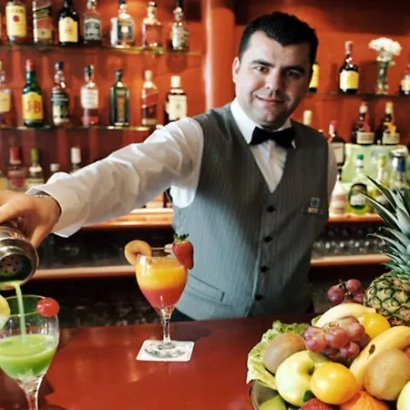 Ar Roca Esmeralda & Hotel 4*
